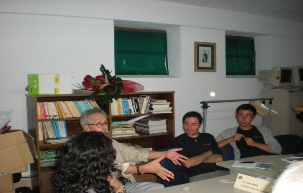 La cantante Lucía Pérez, el dramaturgo-actor Gerardo Pardo de Vera, Antonio Belmonte y Luskasz – voluntarios CTI de 2010