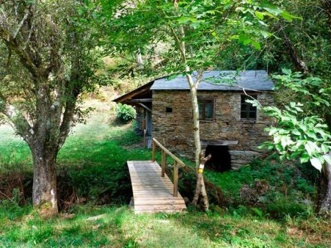 VISITA A CANCELADA Y RUTA QUINTÁ-RÍO DONSAL: “LA PUESTA EN VALOR DE LOS PATRIMONIOS RURALES, A TRAVÉS DE UN SENDERO, CON VOLUNTARIADO INTERNACIONAL”