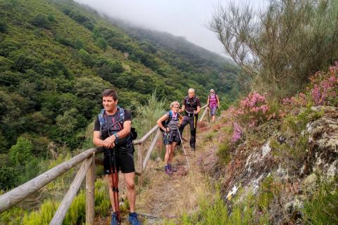 Experimentados senderistas catalanes califican la “Ruta Quintá-Río Donsal” como variada, con magníficas vistas y bien señalizada