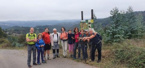 SENDERISTAS DE MADRID Y BARALLA EXALTAN EL PAISAJE Y CUIDADO DE LA RUTA DEL RÍO DONSAL